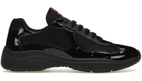 Prada American Cup’s Total Black